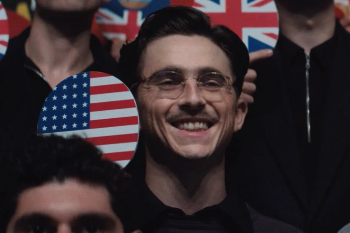 Timothée Chalamet és Gwyneth Paltrow a főszereplői a Marty Supreme című filmnek