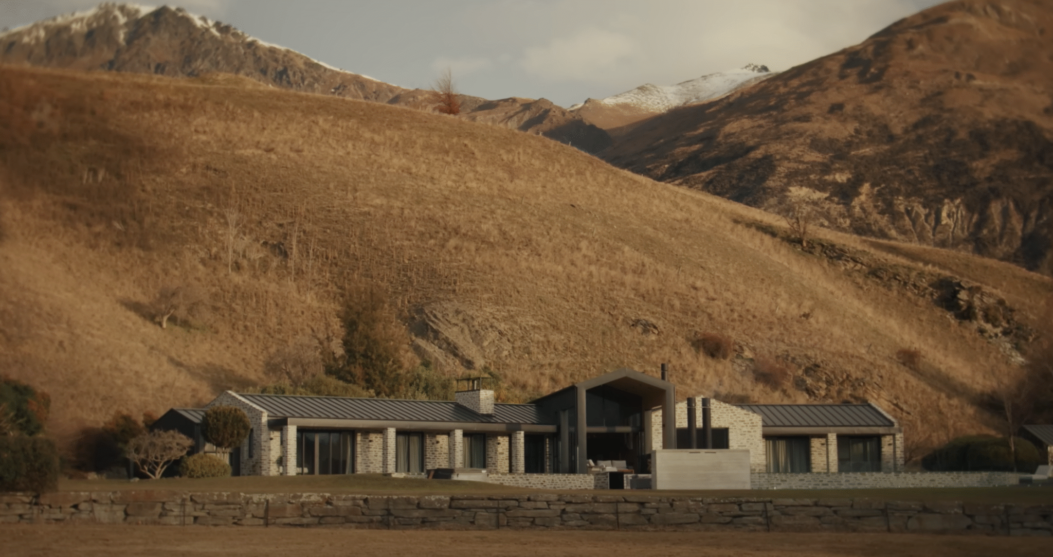 Érezni lehet a nyugalmat – Miért ez a modern ház a tökéletes menekülés a modern életből?