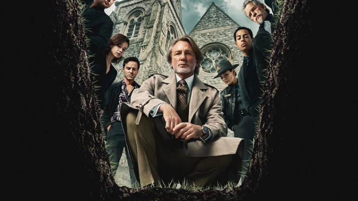 A Tőrbe ejtve készítő olyan kérdéseket tesznek fel a Benoit Blac legújabb kalandját feldolgozó Wake Up Dead Man előzetesében, amire még az imák sem adnak választ