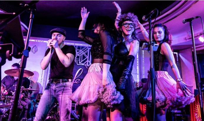 Marót Viki és a Nova Kultúrzenekar 2025.05.02 19 óra Csili Művelődési központ