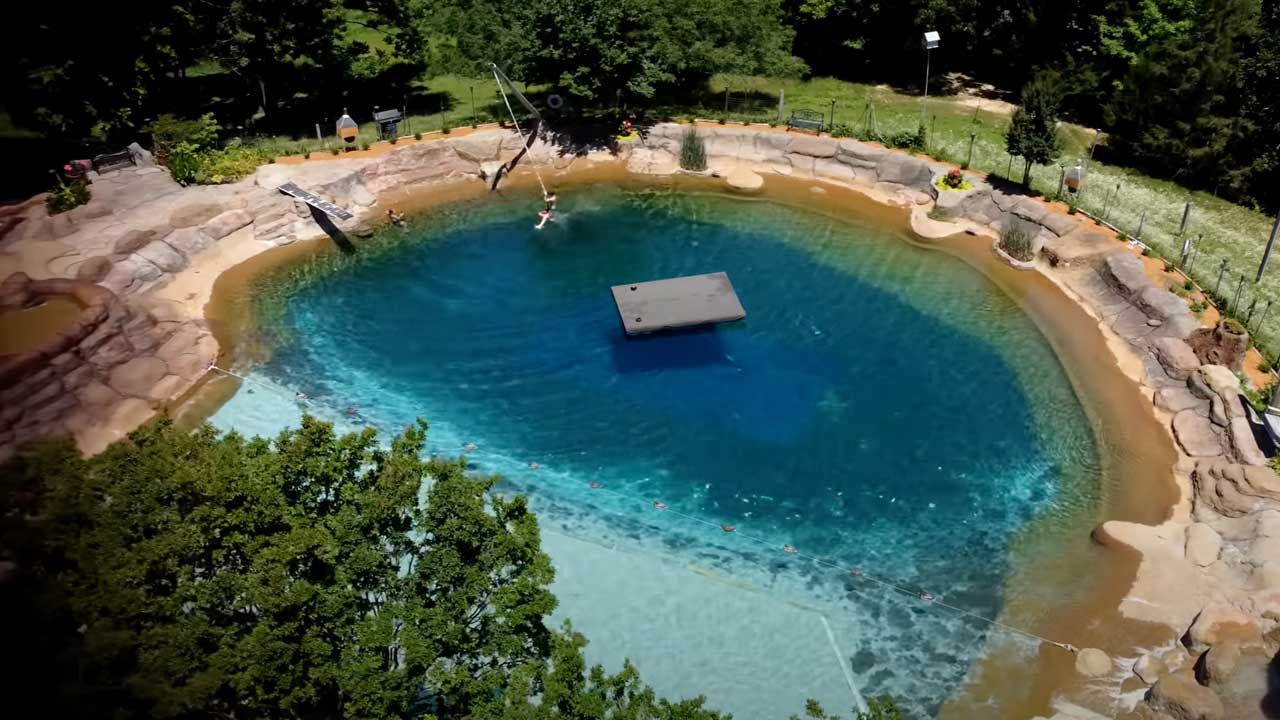 Óriásmedence 29 év alatt, saját kézzel