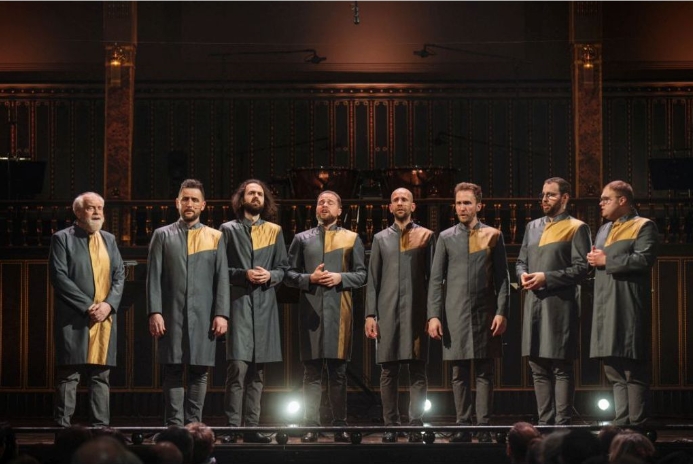 Virrasztás a Szent Efrém Férfikarral - 2024.03.22 22 óra