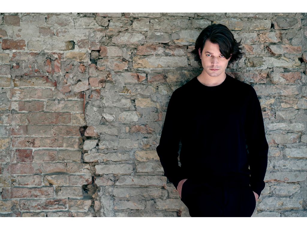 A francia zongoraművész, David Fray az idei koncertszezonban mások mellett Cecilia Bartolival és Peter Mattei svéd baritonnal lép fel