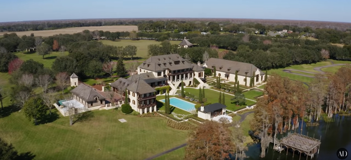 A karanténidőszak alatt igen jól jön az olyan ingatlan, ahol számos kikapcsolódási lehetőség várja a tulajdonost