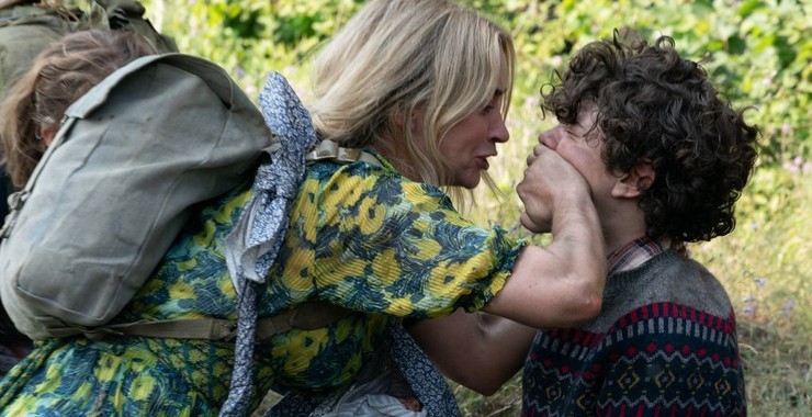 Emily Blunt kis költségvetésből, de egyedi ötletre épülő horrorjának első része nagy sikereket ért el