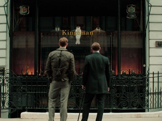 A történelem legszörnyűbb zsarnokai és bűnös zsenijei háborút indítanak az emberiség ellen, melynek során emberek millióit pusztíthatják el