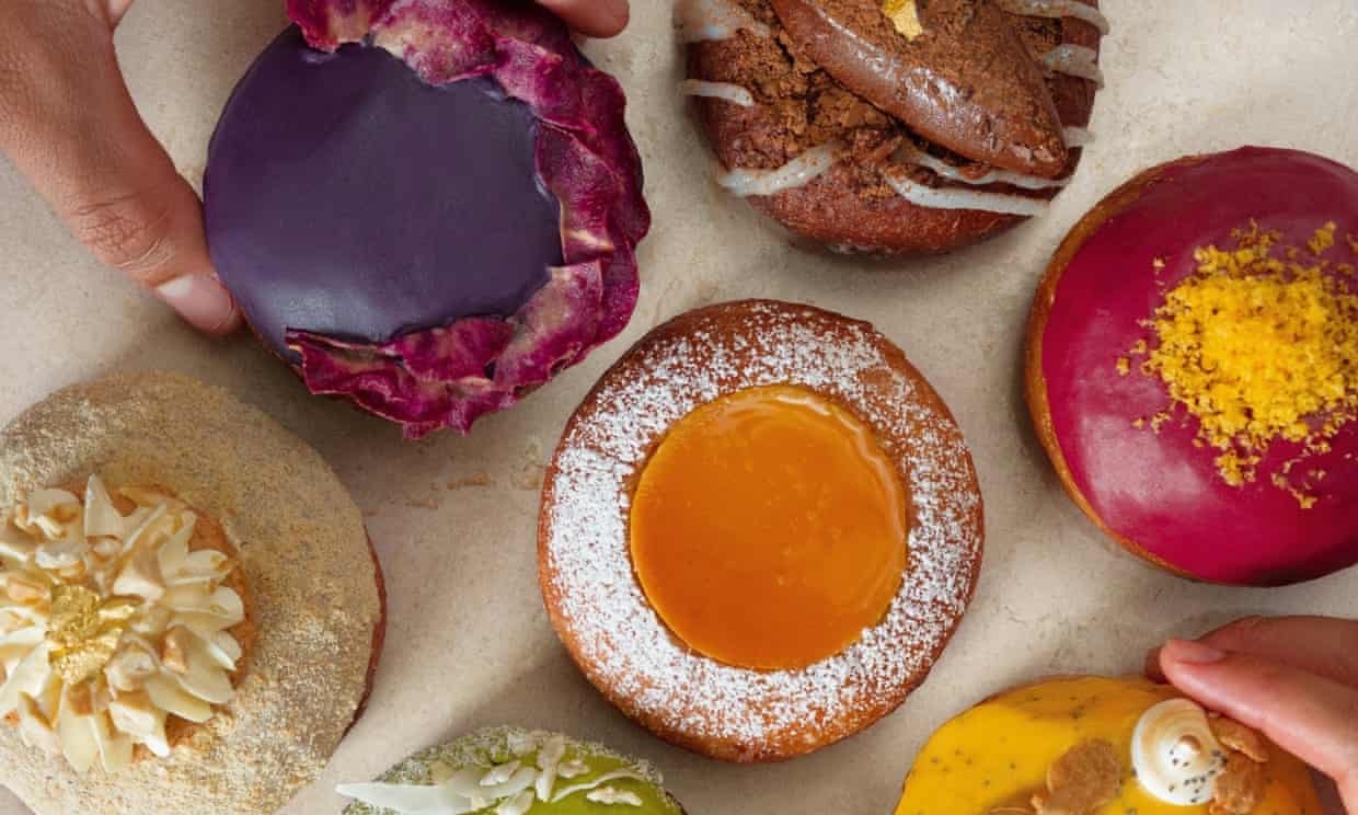 Ha New Yorkban, azon belül Queensben járnál és megkívánnál egy jó fánkot, akkor ne a Kora-ba ugorj be